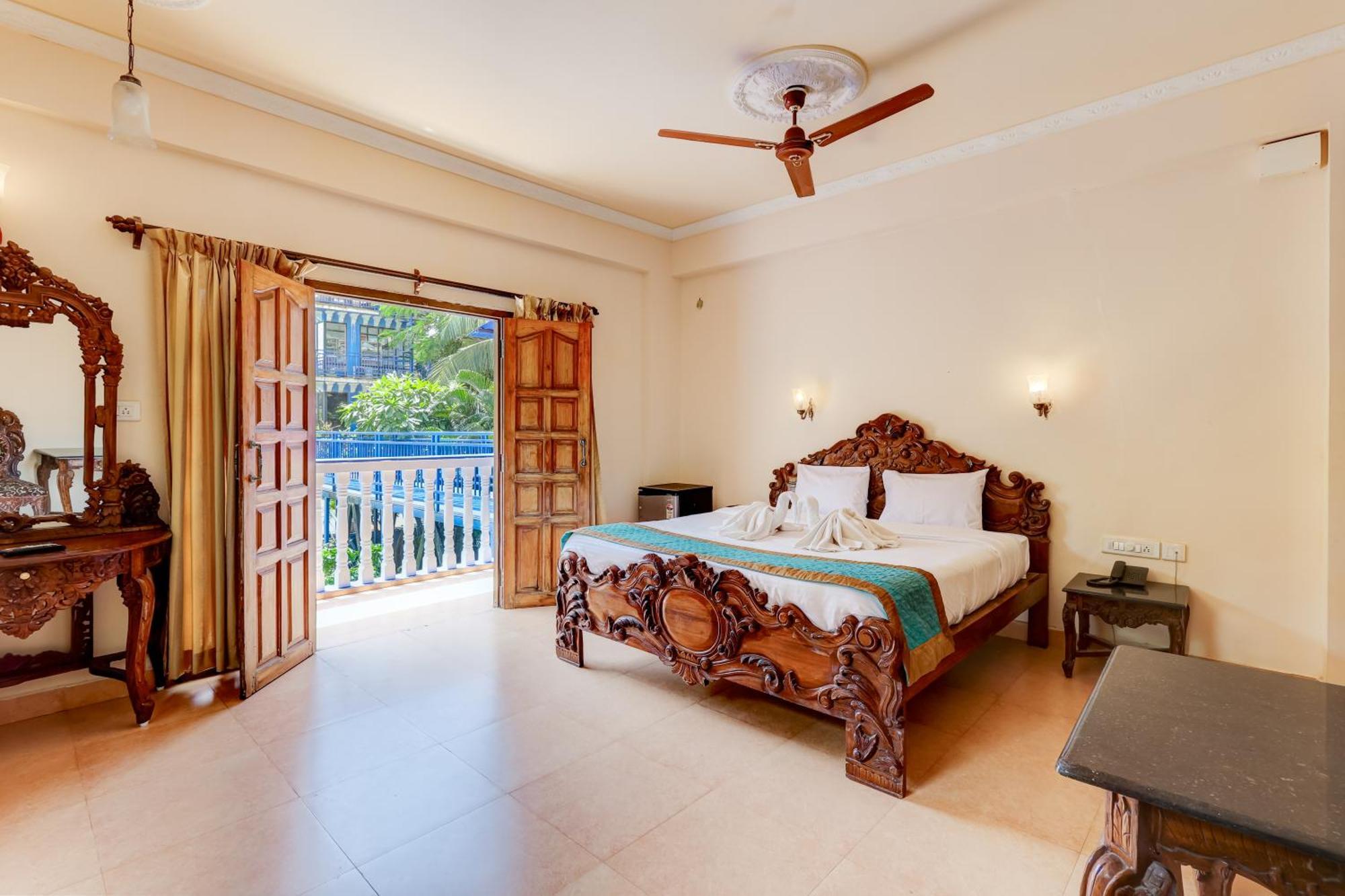 Mayflower Beach Resort By Casa Eternal Baga Exterior foto